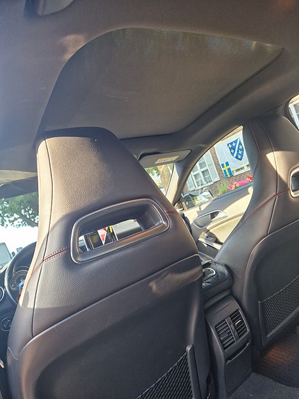 Mercedes-Benz CLA200 4 of 12