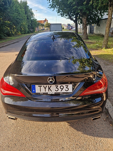 Mercedes-Benz CLA200 10 of 12