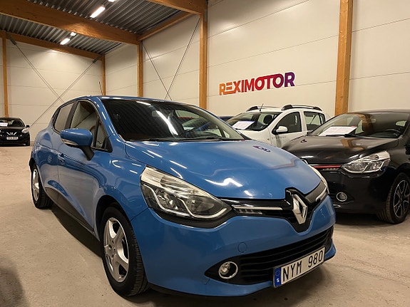 Renault Clio 2 of 13