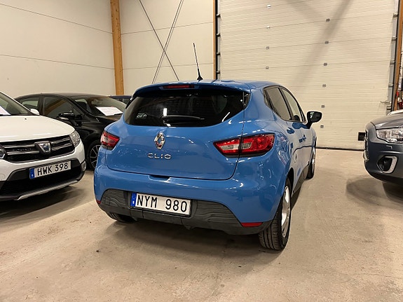 Renault Clio 4 of 13