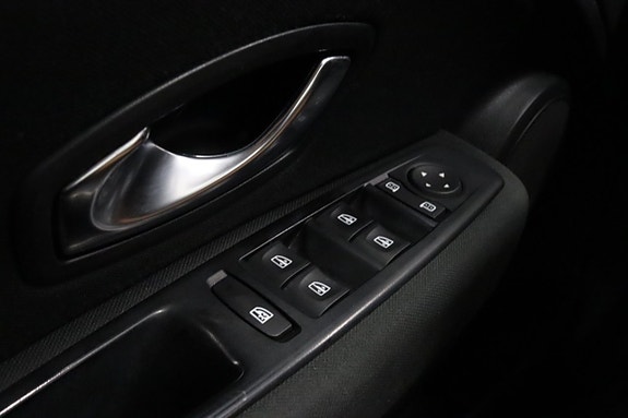 Renault Megane 15 of 20
