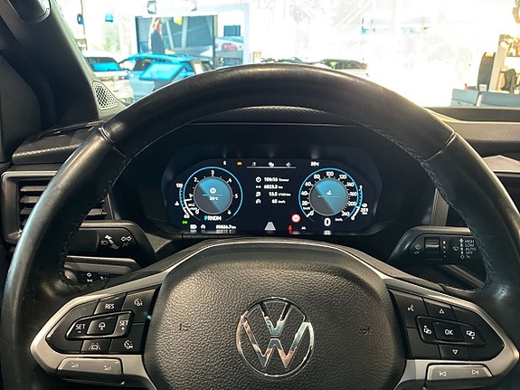 Volkswagen Amarok 22 of 30