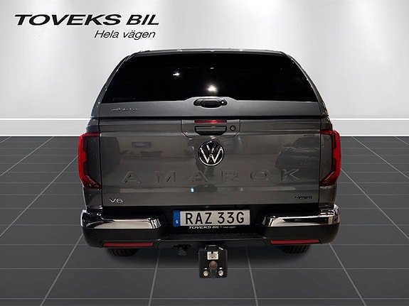Volkswagen Amarok 8 of 30