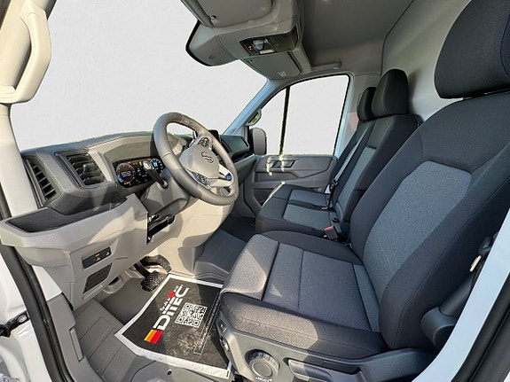 Volkswagen Crafter 7 of 12
