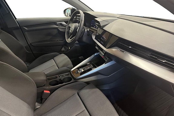 Audi A3 6 of 23