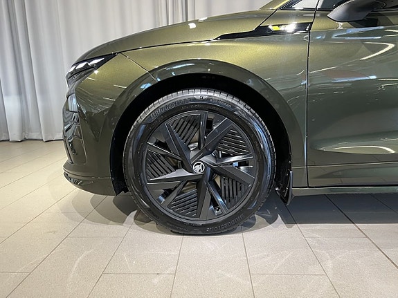 Skoda Enyaq RS 8 of 21
