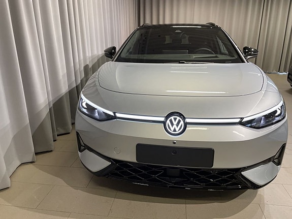 Volkswagen ID.7 2 of 20
