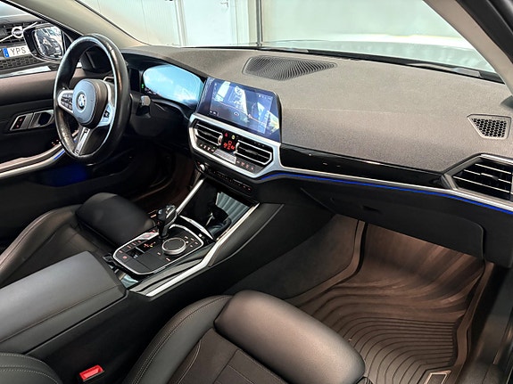 BMW 320 11 of 22