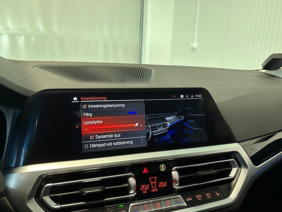 BMW 320 17 of 22