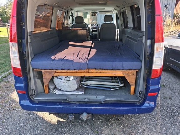 Mercedes-Benz Viano 5 of 8