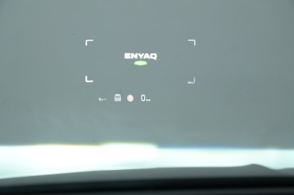 Skoda Enyaq 10 of 27