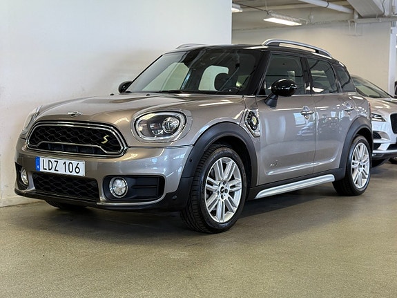 MINI Countryman Cooper SE 3 of 15