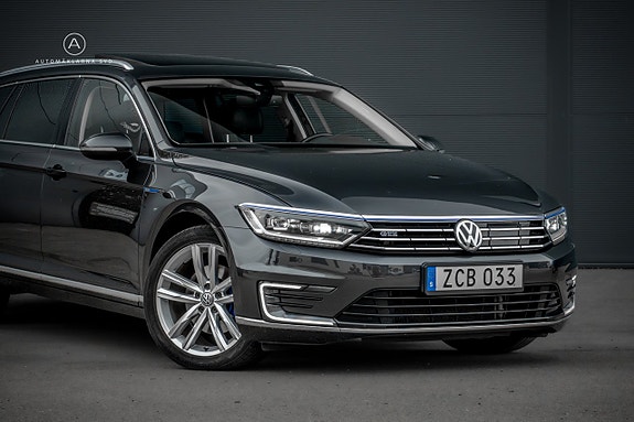 Volkswagen Passat 6 of 25
