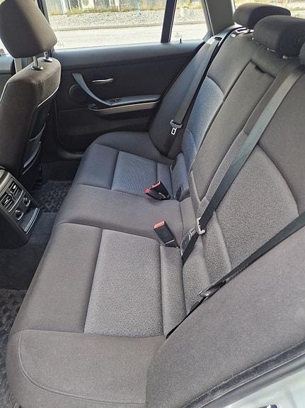 BMW 325Xi 10 of 10