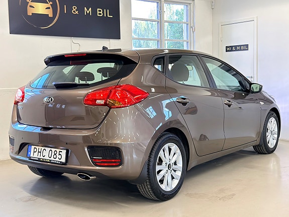 Kia Ceed 4 of 14