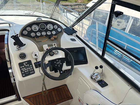Bavaria 35 HT 2006, stora badbryggan, VP D6 maskiner. 4 of 12