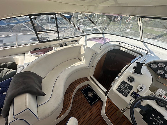 Bavaria 35 HT 2006, stora badbryggan, VP D6 maskiner. 6 of 12