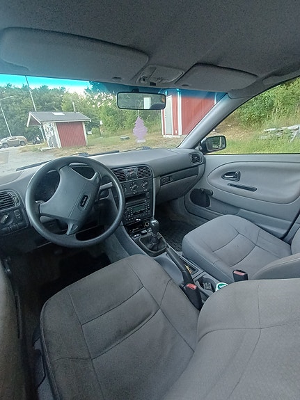 Volvo S40 9 of 9
