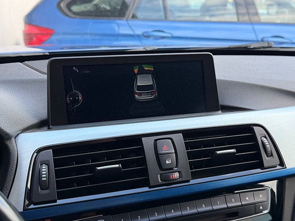 BMW 320d 15 of 21