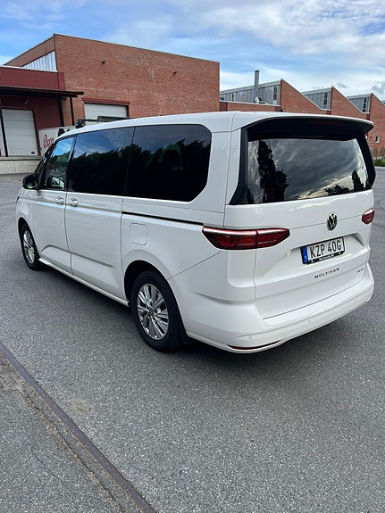 Volkswagen Multivan 5 of 6