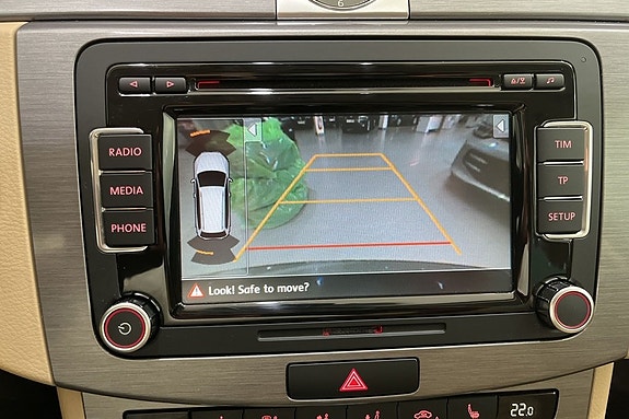Volkswagen Passat 8 of 9
