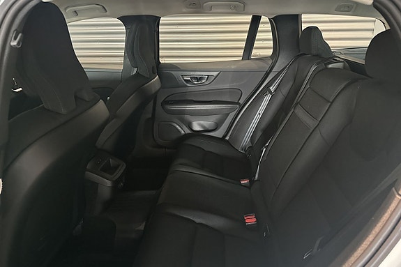 Volvo V60 18 of 20