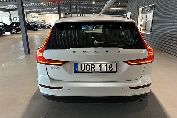 Volvo V60 5 of 20