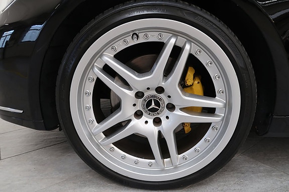 Mercedes-Benz E350 24 of 24