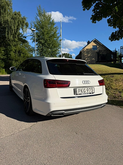 Audi A6 2 of 6