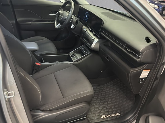Hyundai Kona 12 of 24