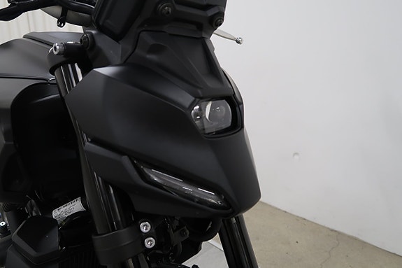 Yamaha MT-07 12 of 17