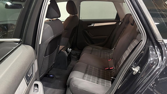 Audi A4 15 of 17
