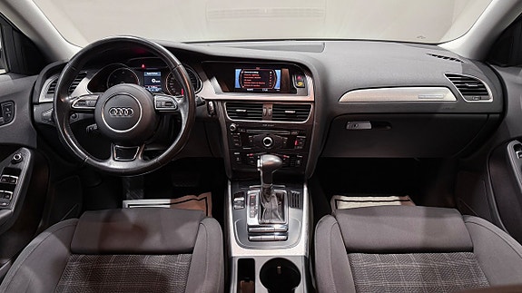 Audi A4 11 of 17