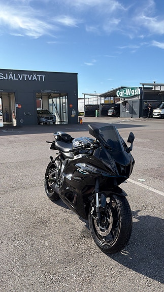 Yamaha YZF-R7 6 of 6