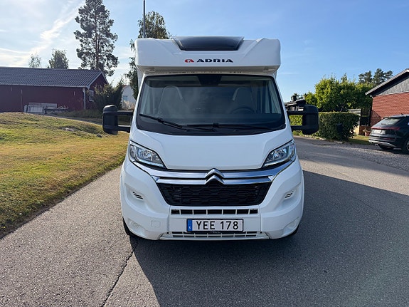 Adria Matrix M 670 SLT SCANDINAVIAN EDITION Långbäddar, välutrustad HÖSTPRIS! 4 of 27