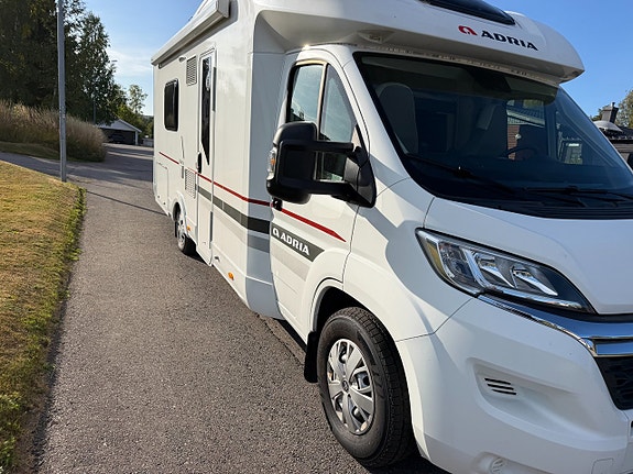 Adria Matrix M 670 SLT SCANDINAVIAN EDITION Långbäddar, välutrustad HÖSTPRIS! 3 of 27