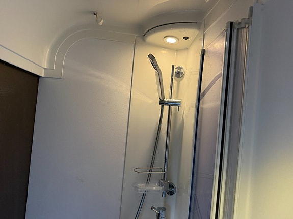 Adria Matrix M 670 SLT SCANDINAVIAN EDITION Långbäddar, välutrustad HÖSTPRIS! 25 of 27