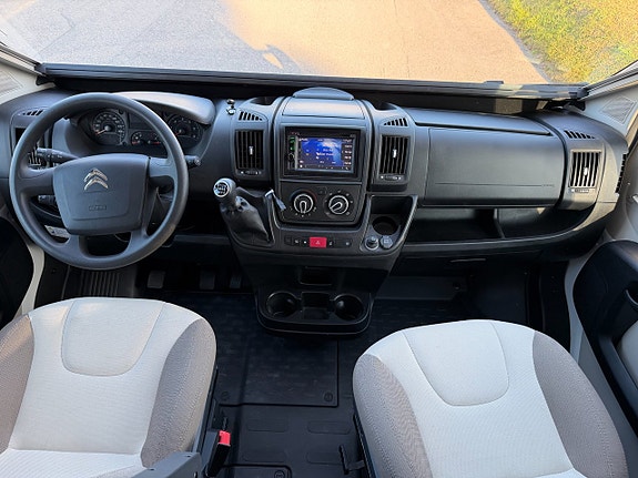 Adria Matrix M 670 SLT SCANDINAVIAN EDITION Långbäddar, välutrustad HÖSTPRIS! 6 of 27