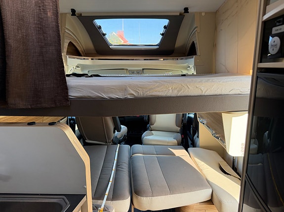Adria Matrix M 670 SLT SCANDINAVIAN EDITION Långbäddar, välutrustad HÖSTPRIS! 14 of 27
