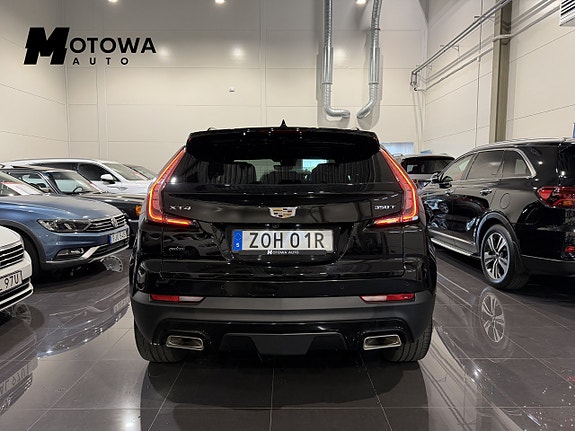 Cadillac XT4 5 of 26