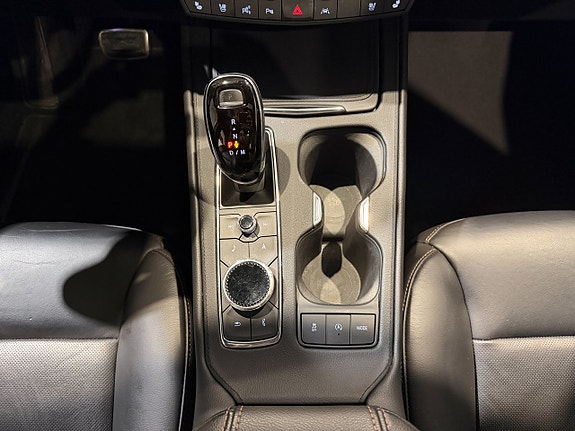 Cadillac XT4 22 of 26