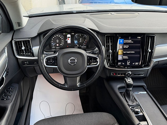 Volvo V90 7 of 14