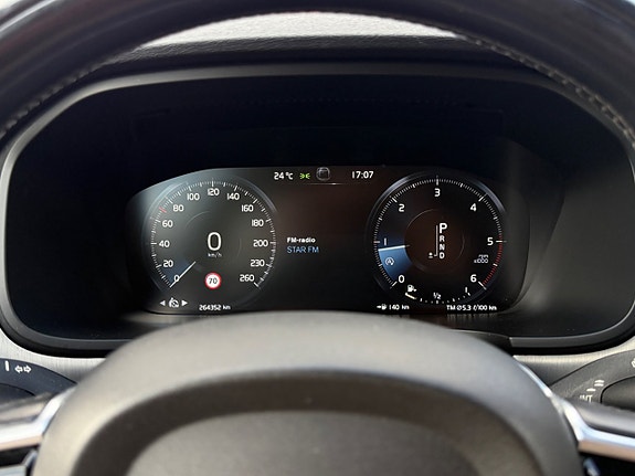 Volvo V90 14 of 14