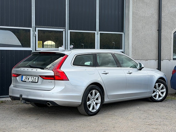 Volvo V90 4 of 14