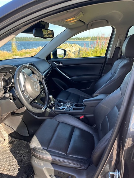 Mazda CX-5 4 of 6