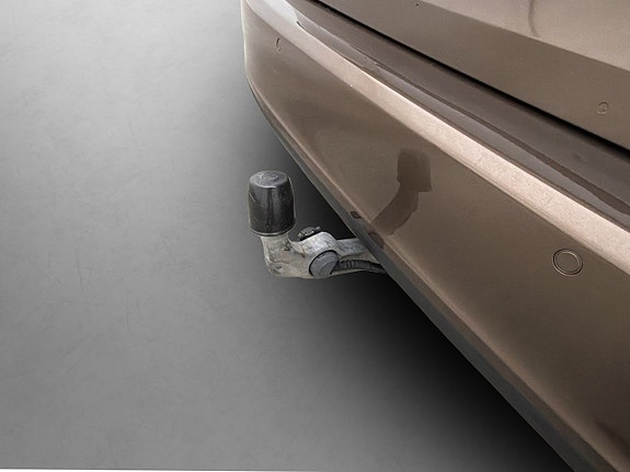 Volvo V90 10 of 30
