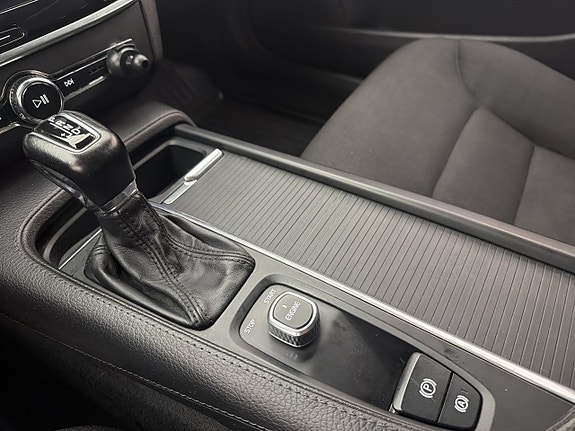 Volvo V90 24 of 30