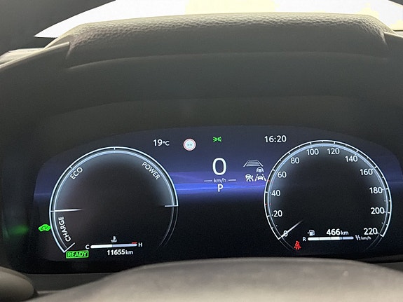 Toyota C-HR 16 of 29