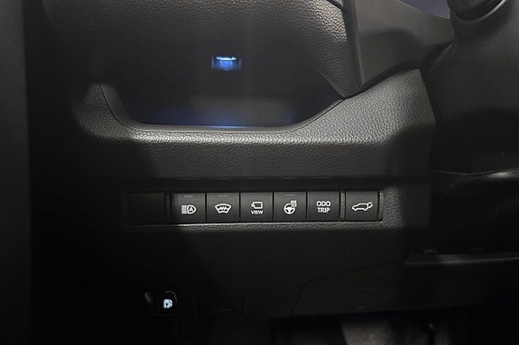 Toyota RAV4 11 of 13