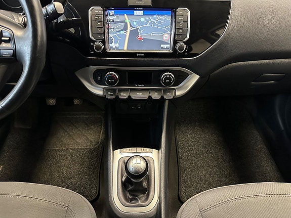 Kia Rio 21 of 28